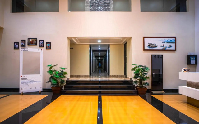 Hotel Mansha Regency