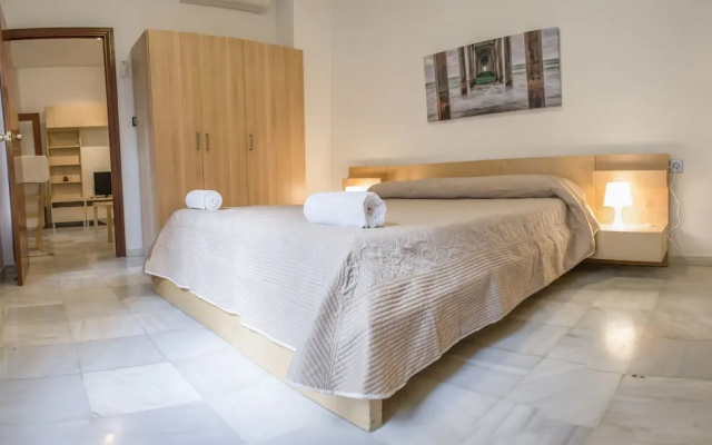 Comfortable Apt in picturesque Triana