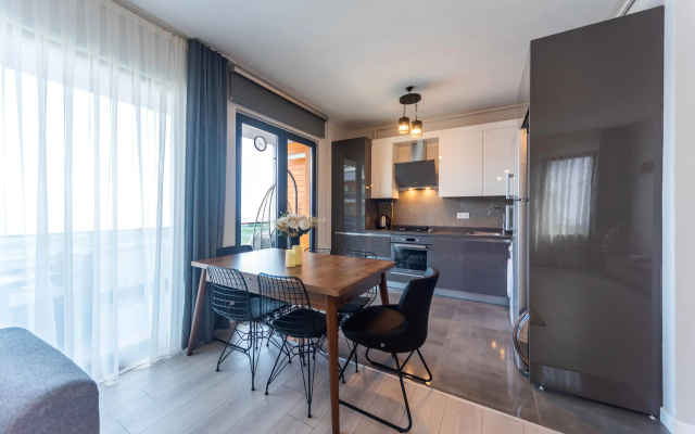 Green Hills Suites