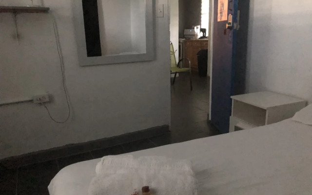 Vieques Hostel Good Vibe House