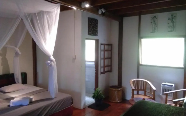 Air Manis Hillside Villa Cafe & Resto