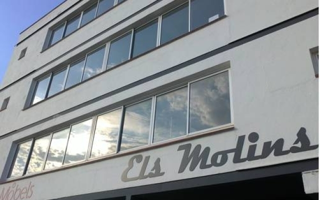 Отель Apartaments Estudis Els Molins Испания, Курорт Росес - отзывы, цены и фото номеров - забронировать отель Apartaments Estudis Els Molins онлайн вид на фасад