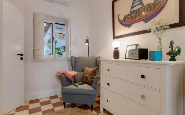 Your Vintage Townhouse