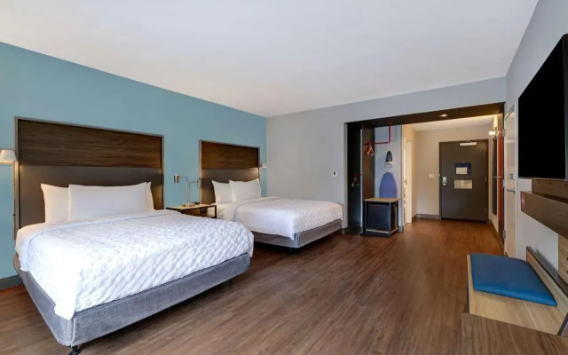 Holiday Inn Htl Stes Lithia Sp