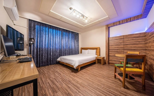 Gangneung Crystal Motel