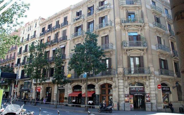Отель Barcelona Atic Испания, Барселона - отзывы, цены и фото номеров - забронировать отель Barcelona Atic онлайн вид на фасад