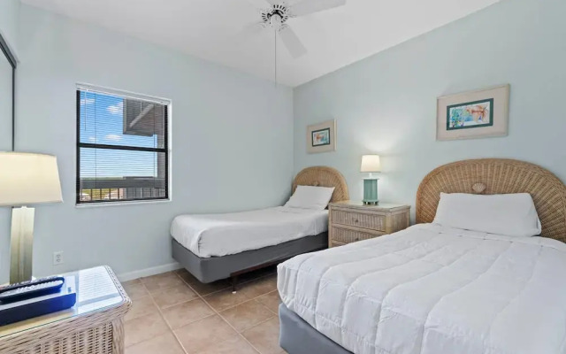 Romar Place 903