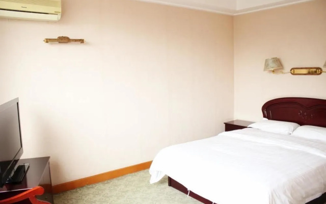 Tiedao Hotel(大连铁道宾馆（中山广场人民路东港商务区店）)