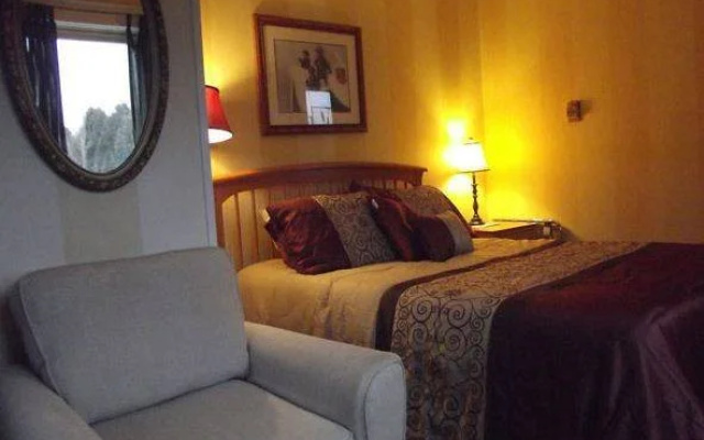 The Jay Village Inn