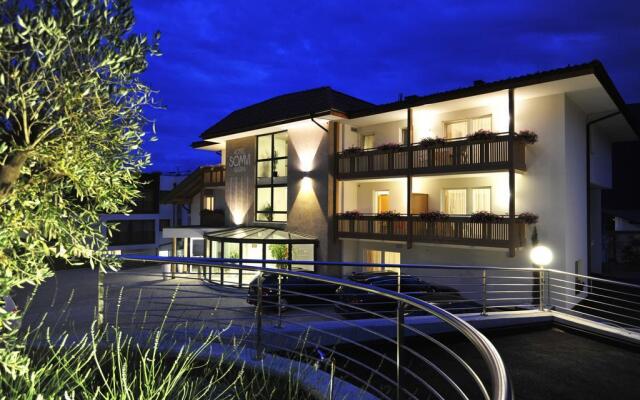 Garni Hotel Somvi Тироло вид на фасад