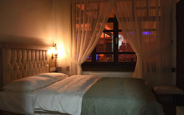 Ruby Hotel
