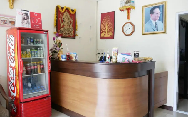 Phothong Place