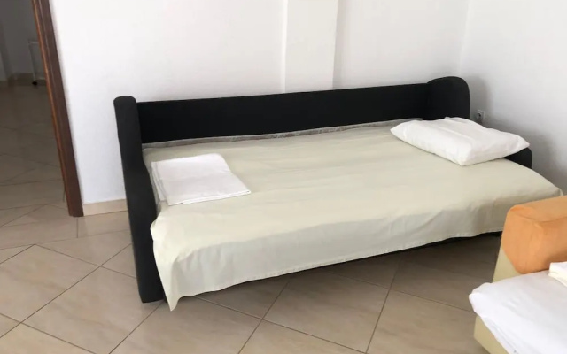 Nafija Apartment 1