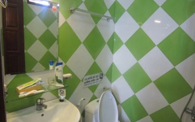 Xuan Quang Hotel