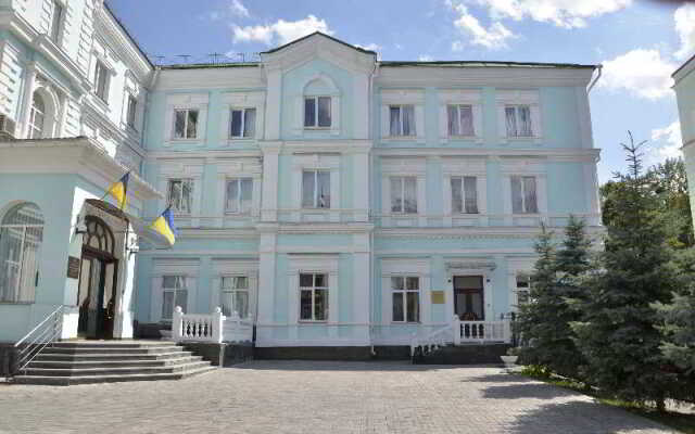 Отель Residence 10 of Law Academy Харьков вид на фасад