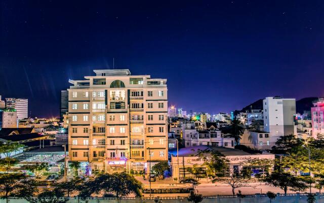 Chau Loan Hotel Nha Trang вид на фасад