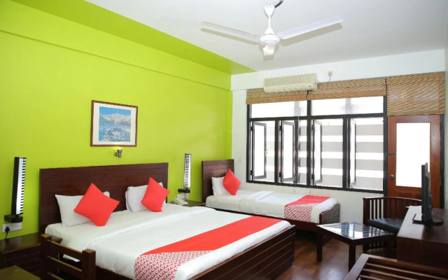 Subhas Hotel