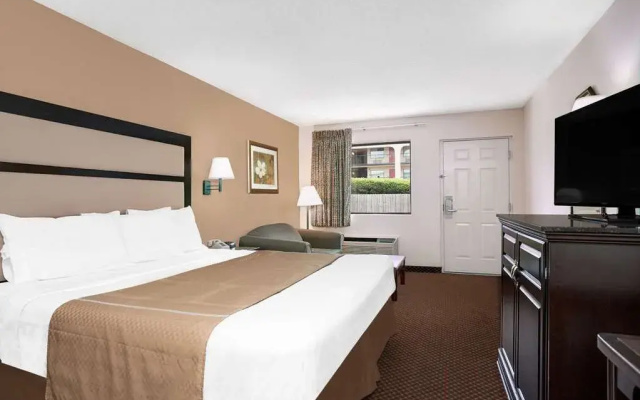 Hampton Inn Macon - I-475