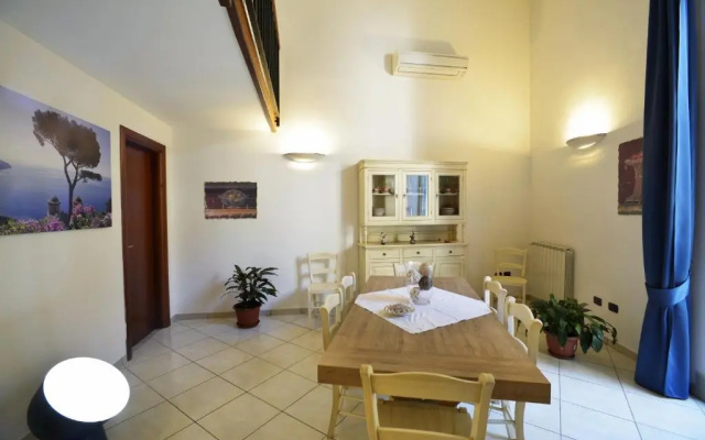 Italia Apartment