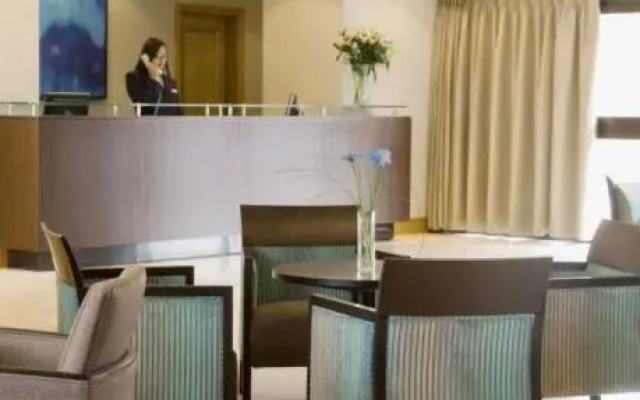 Menzies Hotels London Gatwick - Chequers