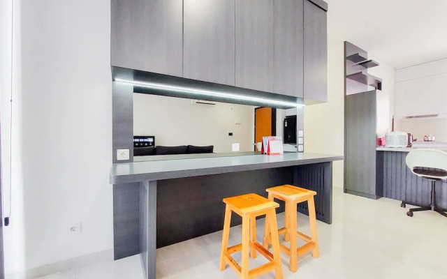 Fancy And Nice 2Br At Lloyd Alam Sutera Apartment