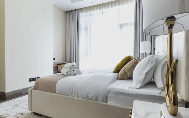 GLOBALSTAY. J One Tower Apartments