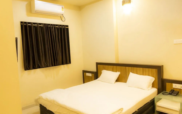 Shree Datta Hotel