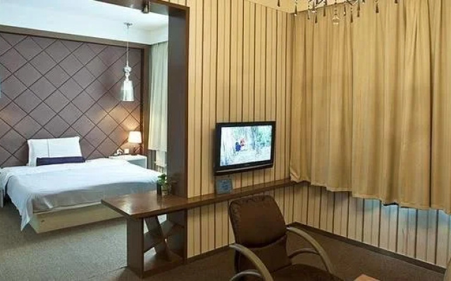 Biway East Garden Hotel