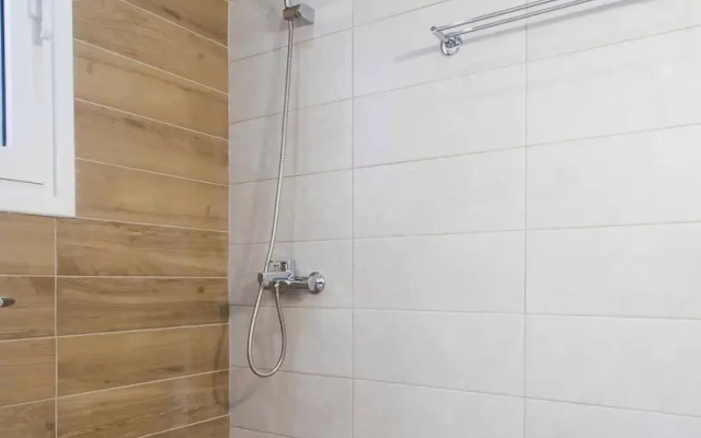 65m² homm Hype Koukaki Flat - B