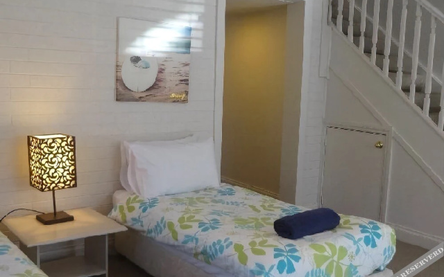 Blackbutt - Deluxe Family Townhouse