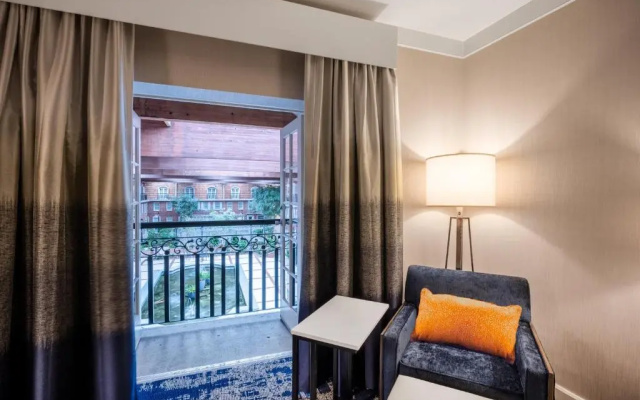 Crowne Plaza Albany - The Desmond Hotel by IHG