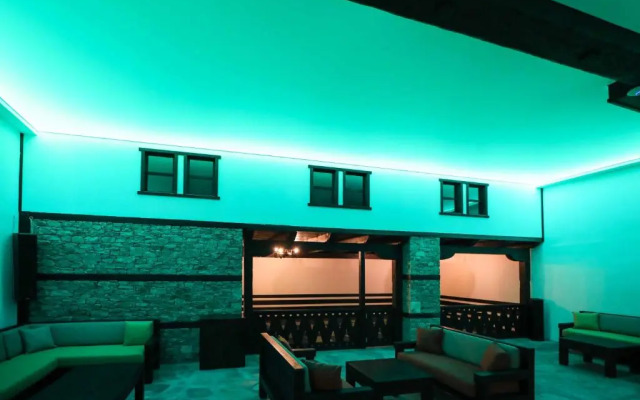 Hotel Leshten