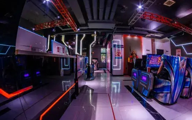 Jiaqi E-Sports | Aurora Immersive Star Domain E-Sports Hotel • Peak Showdown