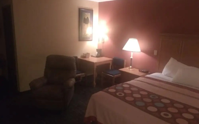 Super 8 Baxter/Brainerd Area