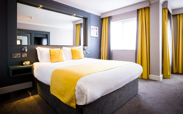 Claregalway Hotel