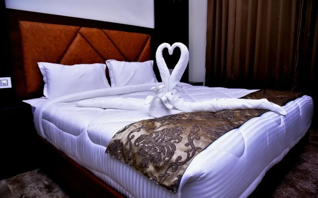 Hotel Arsh Palace