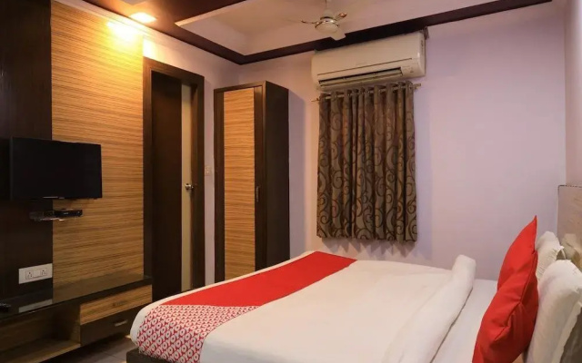 Hotel Rahul by OYO Rooms