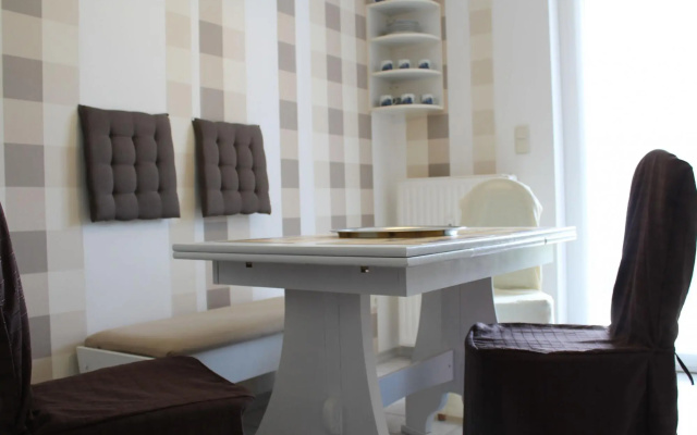 Spacious apartment in Boltenhagen near the beach