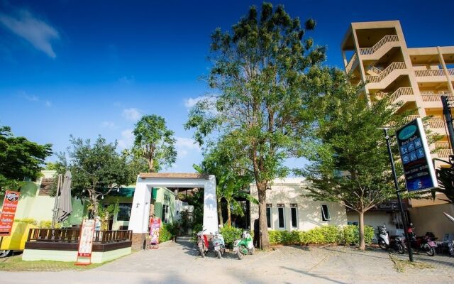 Отель iL Mare Resort вид на фасад