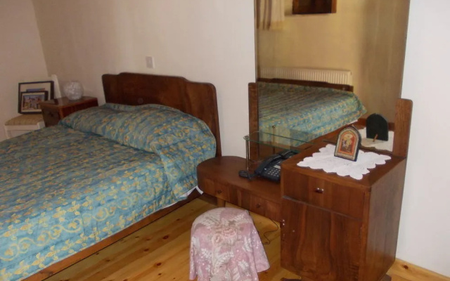 Palati House