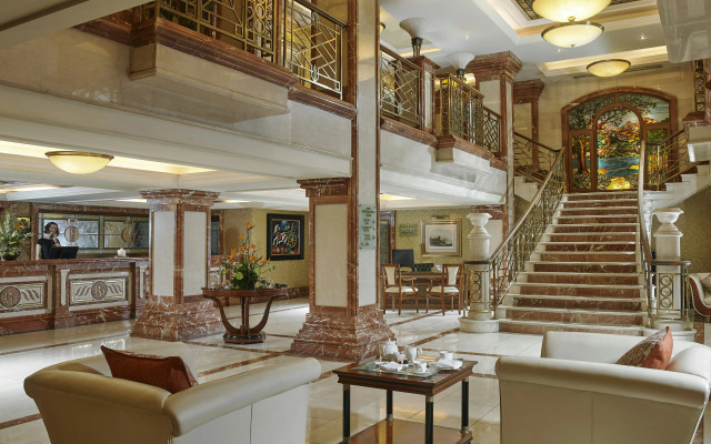 Killarney Plaza Hotel and Spa