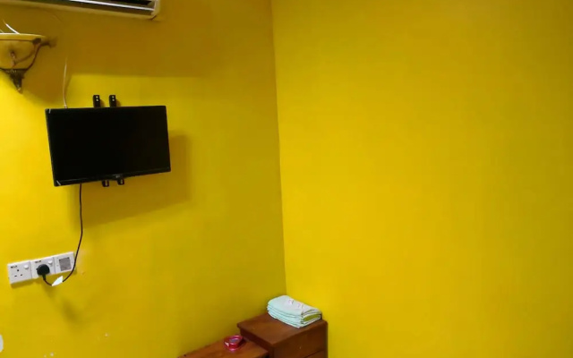 Lucky Budget Hotel