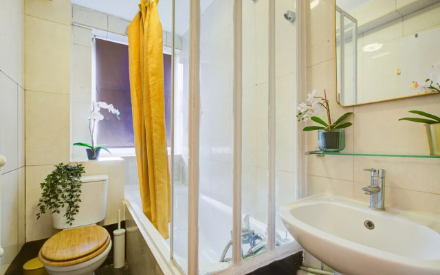 Hyde Park Private Family Apartments