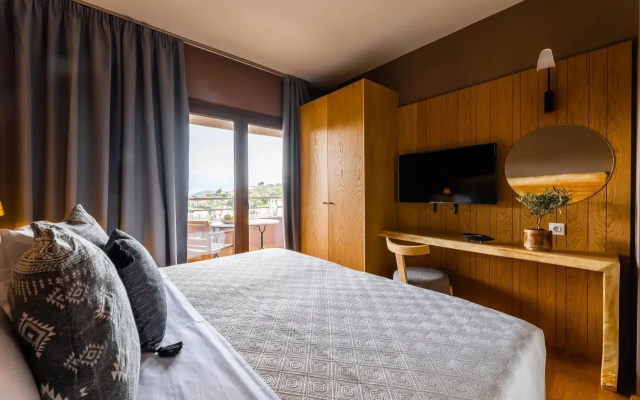 Avaton Suites & Villas