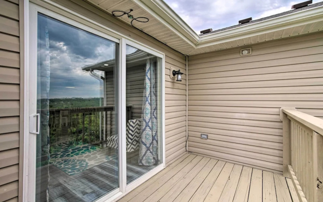 Cozy Branson Condo w/ Scenic Mountain Views