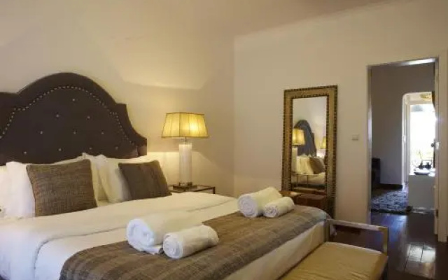 Cozy Apartment in Bairro Alto (Adults Only)
