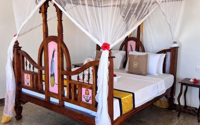 Zamu Beach Hotel