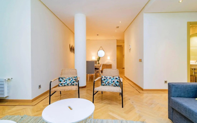 Velazquez Suites
