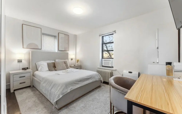Bay Ridge ApartHotel