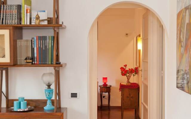 Отель Rental In Rome Pateras Flower комната для гостей